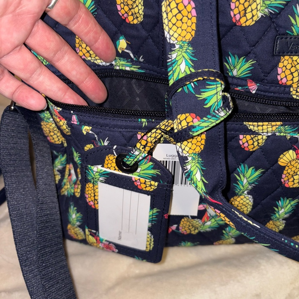 NWT Vera Bradley Toucan Party 4 pc travel set - Picture 8 of 15